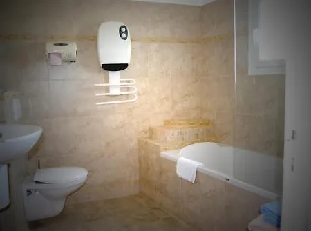 Hotel Le Dauphin Bleu Saintes-Maries-de-la-Mer