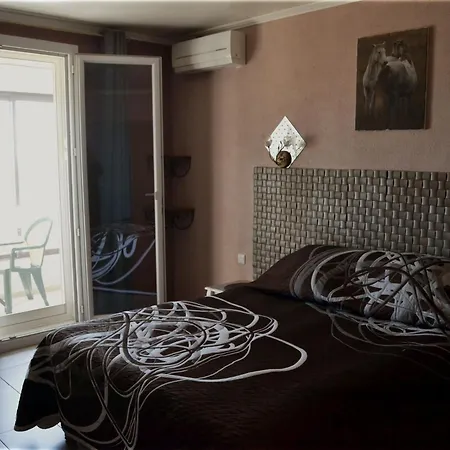Le Dauphin Bleu Hotel